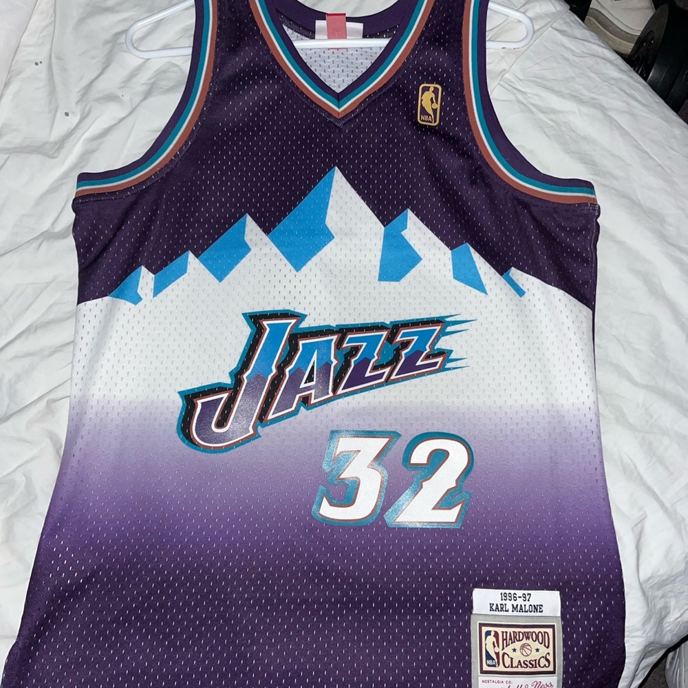 Karl Malone jazz jersey medium